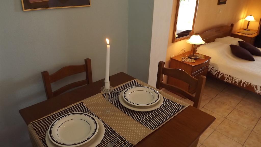 Pefka Studios & Apartments Vourvourou Værelse billede